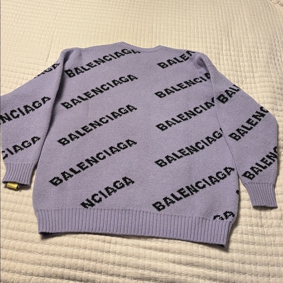 Balenciaga logo repeat sweater - Picture 7 of 8